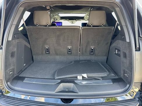 Certified 2025 Cadillac Escalade Premium Luxury Platinum AWD/4WD image 5