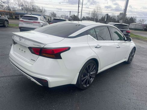 Used 2019 Nissan Altima 2.0 Edition One image 4