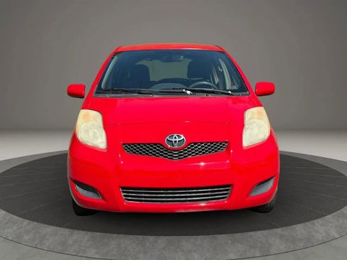 Used 2011 Toyota Yaris 4-Door Hatchback w/ PWR Pkg w/Steel Wheels image 2