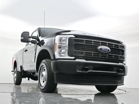 Used 2026 Ford F250 XL AWD/4WD image 39