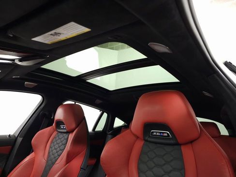 Used 2024 BMW X6 M Competition w/ Executive Package image 21