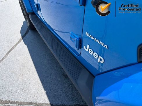 Certified 2023 Jeep Wrangler Unlimited Sahara w/ Cold Weather Group AWD/4WD image 6