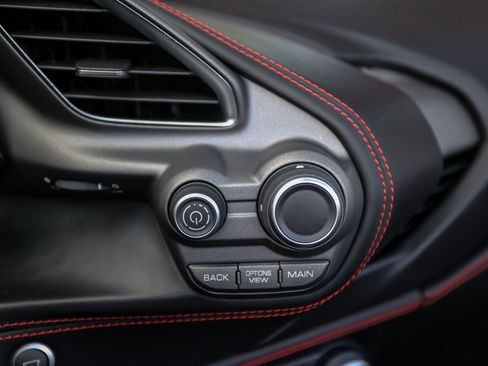 Certified 2018 Ferrari 488 Spider Base image 35