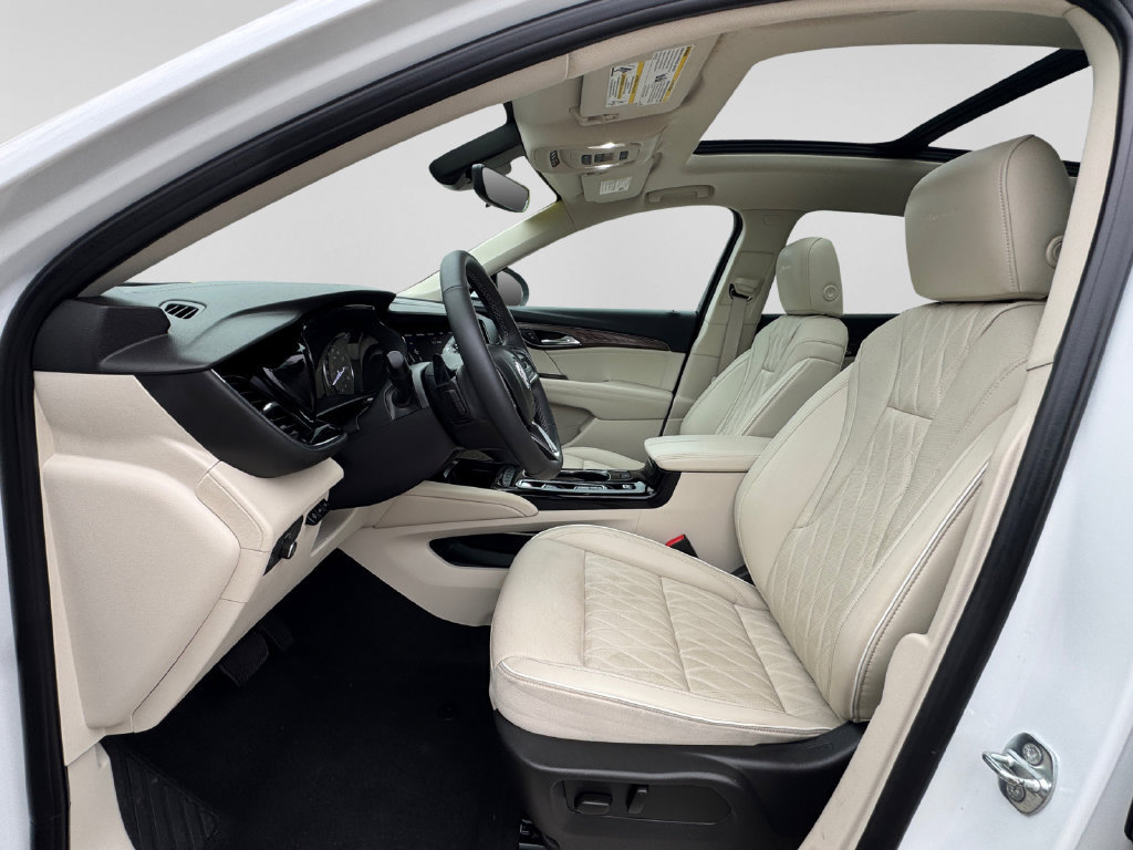Used 2023 Buick Envision Avenir AWD/4WD image 19