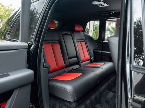 Certified 2023 Rolls-Royce Cullinan w/ Dark Exterior Package image 53