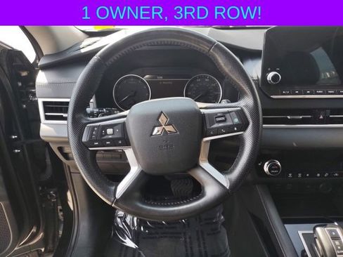 Used 2024 Mitsubishi Outlander FWD image 12