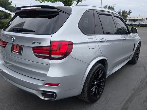 Used 2018 BMW X5 xDrive35i w/ M Sport Package AWD/4WD image 3