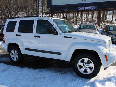 Used 2012 Jeep Liberty Sport w/ Popular Equipment Group image 5