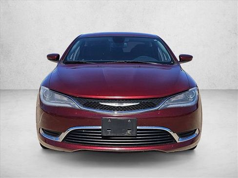Used 2016 Chrysler 200 Limited image 2