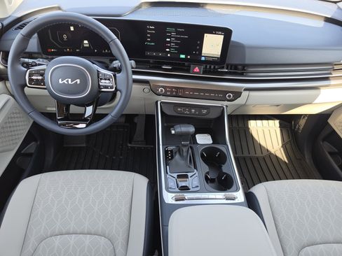 New 2026 Kia Carnival SX FWD image 5