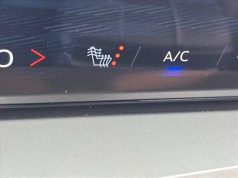 New 2026 Chevrolet Traverse LT w/ Driver Confidence Package FWD image 24