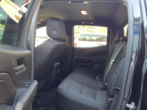 Certified 2023 Chevrolet Colorado Trail Boss w/ Advanced Trailering Package AWD/4WD image 16