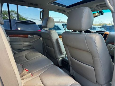 Used 2004 Lexus GX 470 AWD/4WD image 17