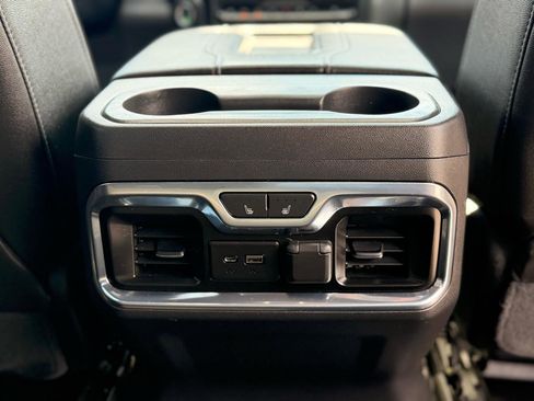 Used 2019 GMC Sierra 1500 AT4 w/ AT4 Premium Package AWD/4WD image 23