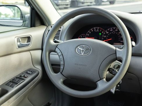 Used 2005 Toyota Camry LE FWD image 27
