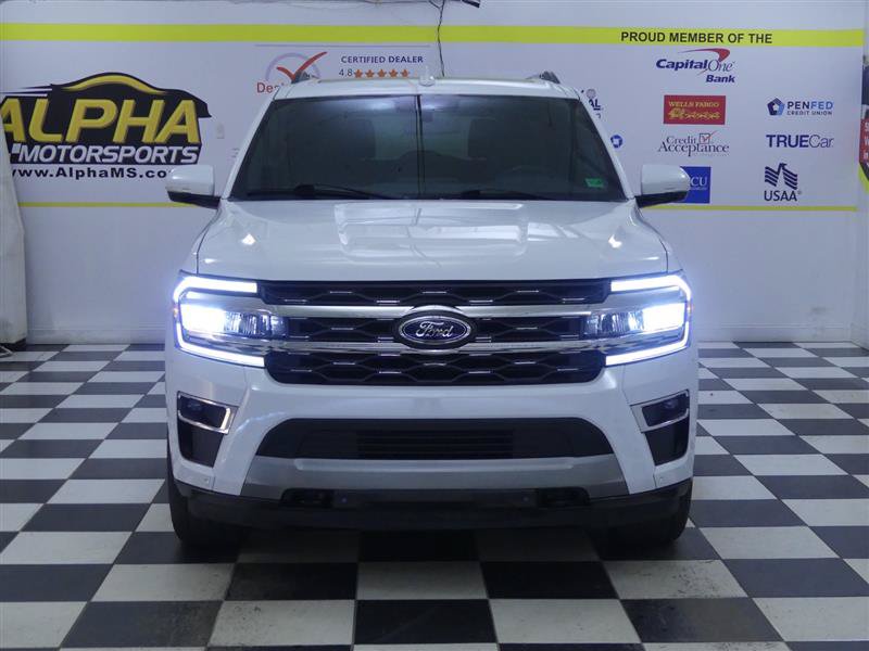 Used 2022 Ford Expedition Max Limited AWD/4WD image 2