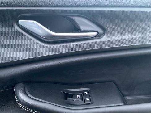 Used 2023 Jeep Grand Cherokee L Laredo image 11