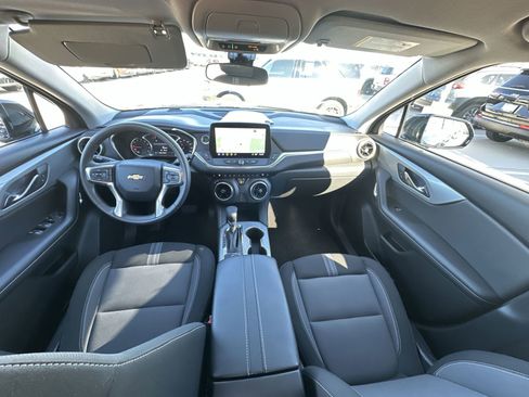 Used 2025 Chevrolet Blazer LT image 20