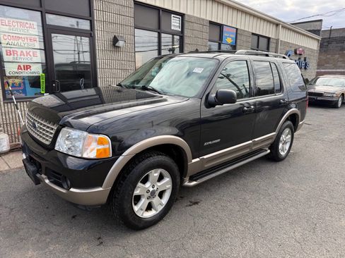 Used 2004 Ford Explorer Eddie Bauer image 1