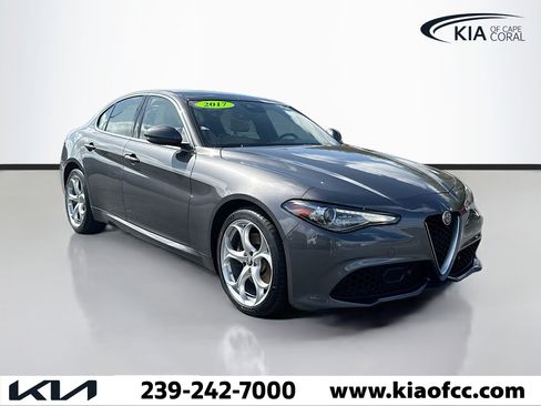 Used 2023 Alfa Romeo Giulia AWD w/ Quick Order Package 22X Lusso image 1