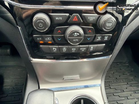 Certified 2021 Jeep Grand Cherokee Laredo X AWD/4WD image 70