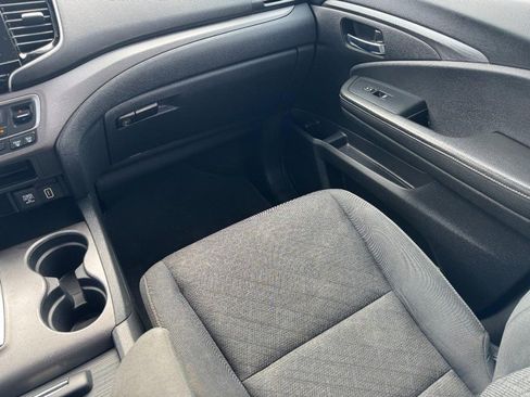 Used 2021 Honda Ridgeline Sport image 15