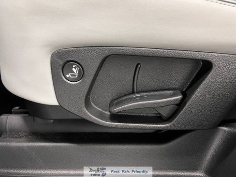 Used 2025 Hyundai Palisade SEL image 31