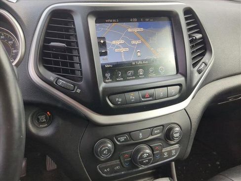 Used 2014 Jeep Cherokee Trailhawk w/ Technology Group image 12