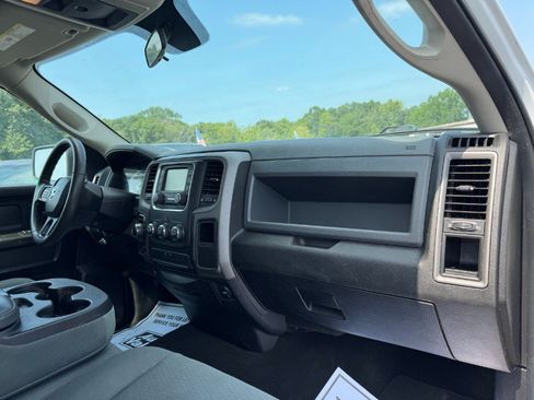 Used 2019 RAM 1500 ST w/ SXT Plus Group AWD/4WD image 19