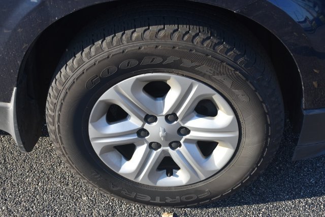 Used 2016 Chevrolet Traverse LS FWD image 11