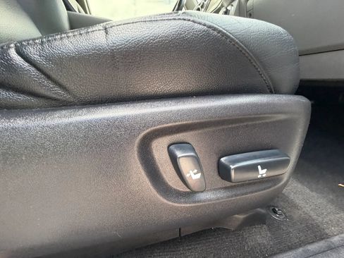 Used 2013 Toyota 4Runner SR5 w/ Premium Pkg RWD image 21