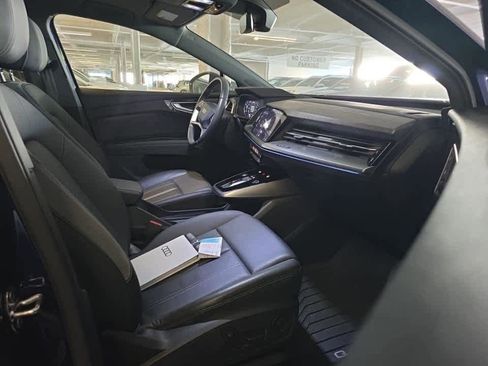 Used 2023 Audi Q4 e-tron Premium w/ Premium Plus RWD image 9
