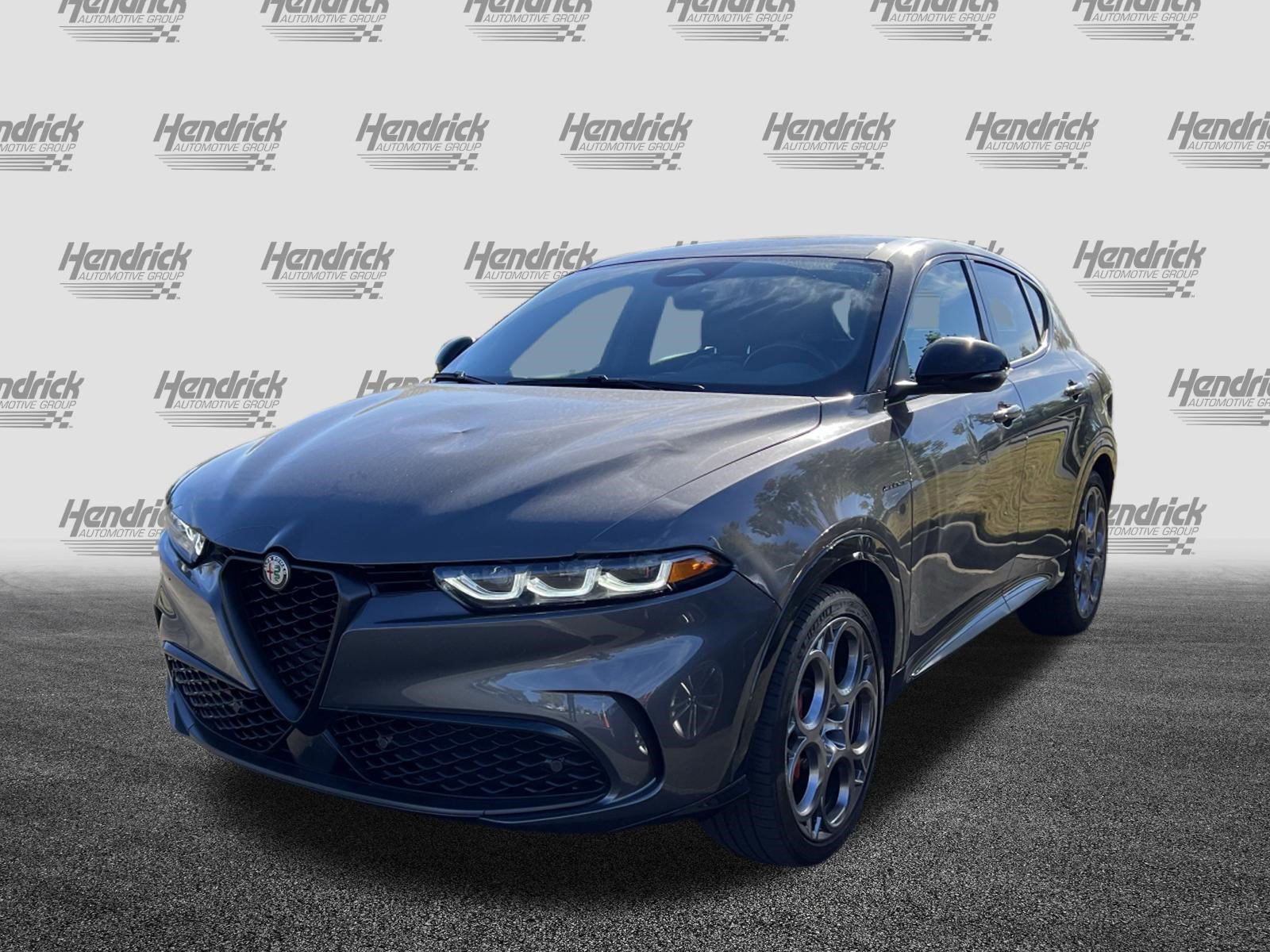 Used 2024 Alfa Romeo Tonale Veloce AWD/4WD image 5