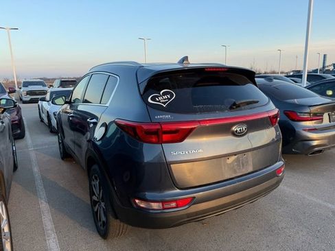 Used 2019 Kia Sportage EX image 4