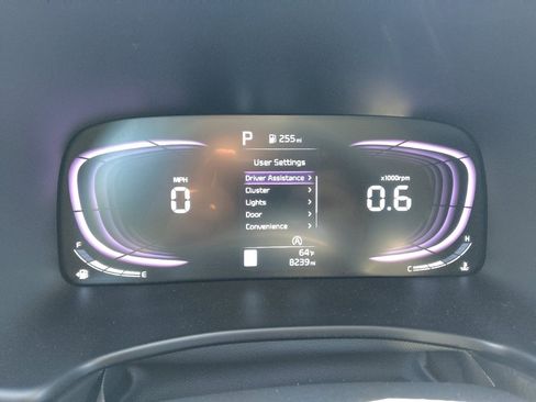 Used 2025 Kia Soul LX w/ LX Technology Package FWD image 23