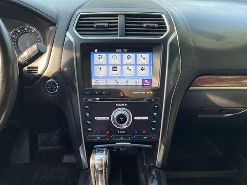 Used 2018 Ford Explorer Platinum AWD/4WD image 24