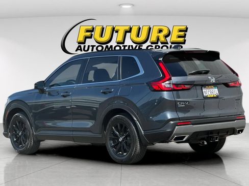 Used 2023 Honda CR-V Sport image 6