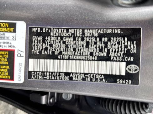 Used 2017 Toyota Camry SE image 33