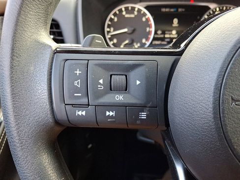 Certified 2022 Nissan Rogue SV image 20