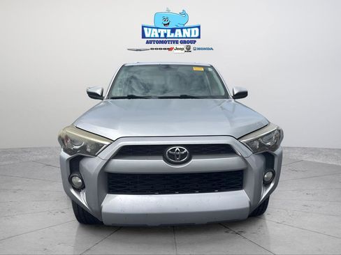 Used 2014 Toyota 4Runner SR5 RWD image 16