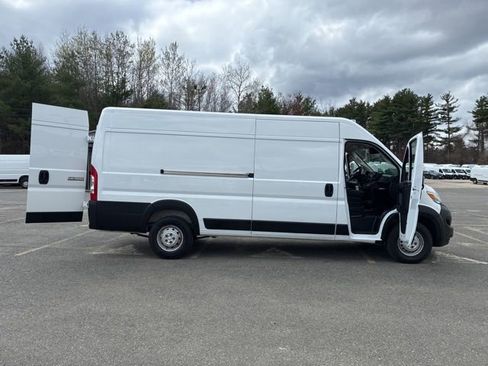 Used 2023 RAM ProMaster 3500 w/ Driver Convenience Group FWD image 10