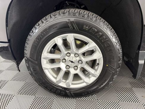 Used 2023 Chevrolet Silverado 1500 RST RWD image 14