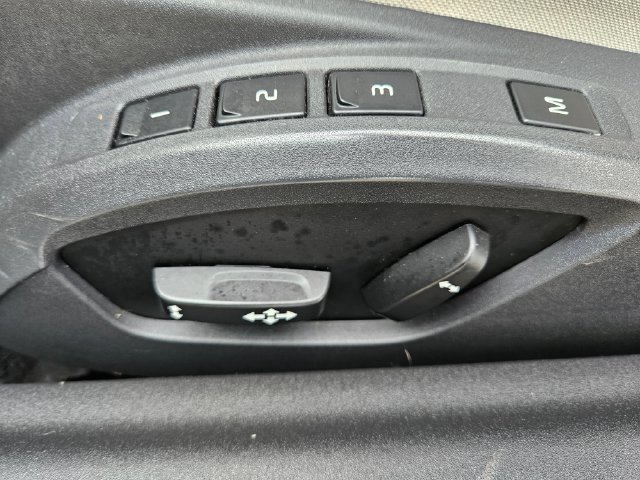 Used 2013 Volvo C70 T5 FWD image 22