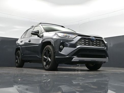 Used 2019 Toyota RAV4 XSE image 44
