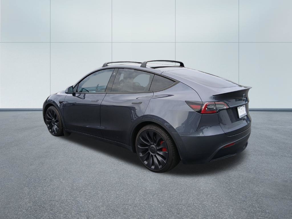 Used 2022 Tesla Model Y Performance AWD/4WD image 3