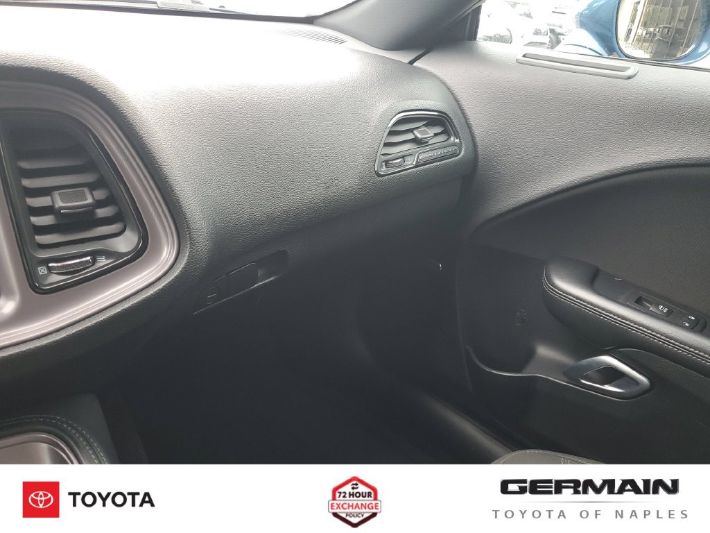 Used 2023 Dodge Challenger SXT RWD image 36