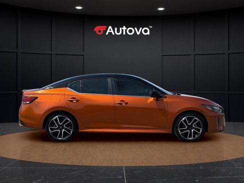 Used 2025 Nissan Sentra SR image 6