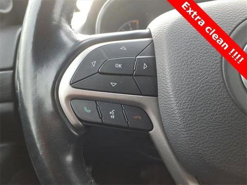 Certified 2020 Jeep Grand Cherokee Laredo image 20