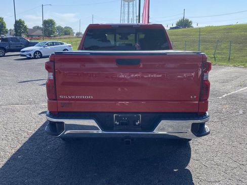 Used 2025 Chevrolet Silverado 1500 LT w/ Leather Package AWD/4WD image 5