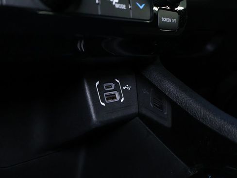 Used 2022 Jeep Compass Limited image 36